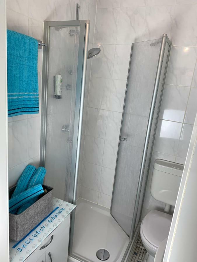 Schoenes Apartment Terrasse 2P. Stadtnah Wuerzburg Wlan المظهر الخارجي الصورة